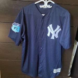 NEW!!! Men’s NY YANKEES JERSEY SIZE L